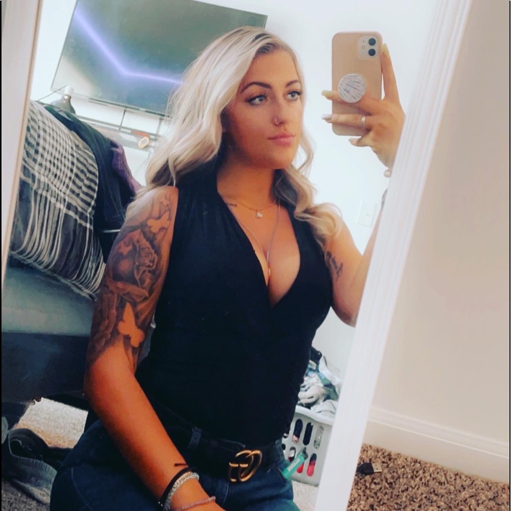 Meet your Posher, Samantha